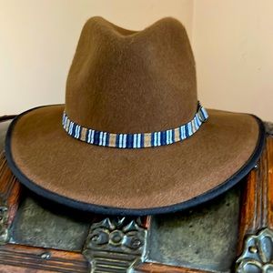 Brown hat from free people one size.